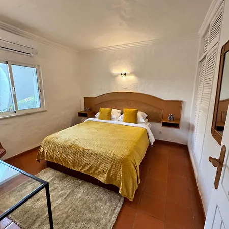 Casa Gatu Verdi * كارفويرو