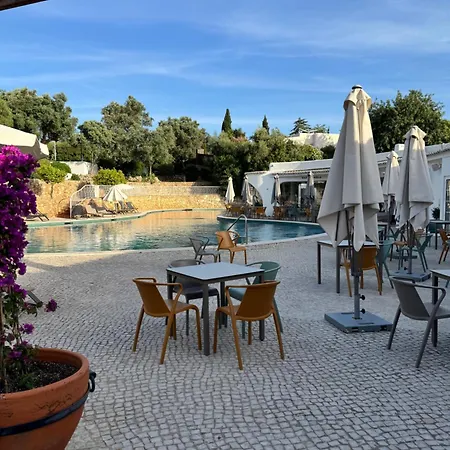 Casa Gatu Verdi-garden With Pool Appartement *